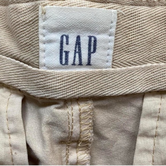 Gap Girlfriend Chino Shorts - Picture 2 of 5
